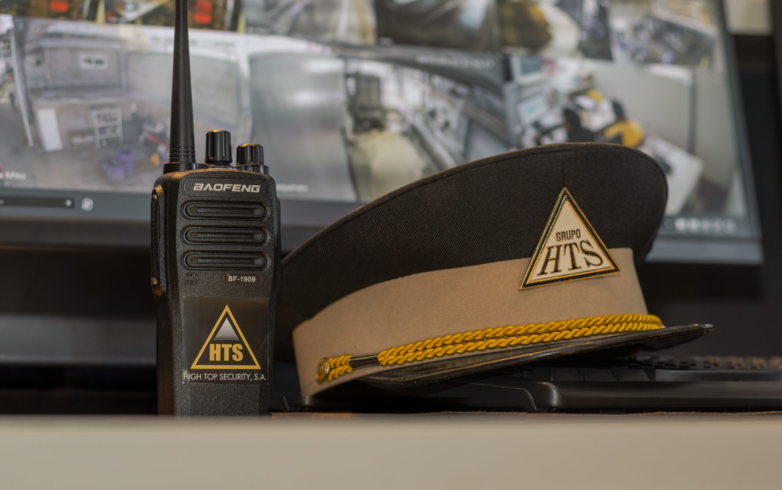 Equipamiento de High Top Security en el centro de monitoreo